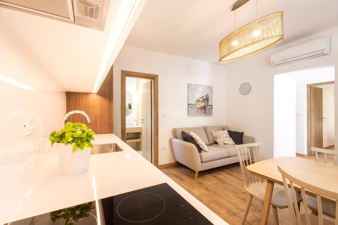 Boutique Apartment มาลีโลชินจ์ ภายนอก รูปภาพ